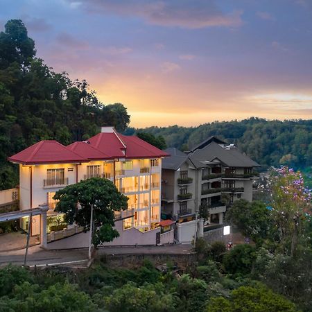 Hotel Cassendra Kandy Esterno foto