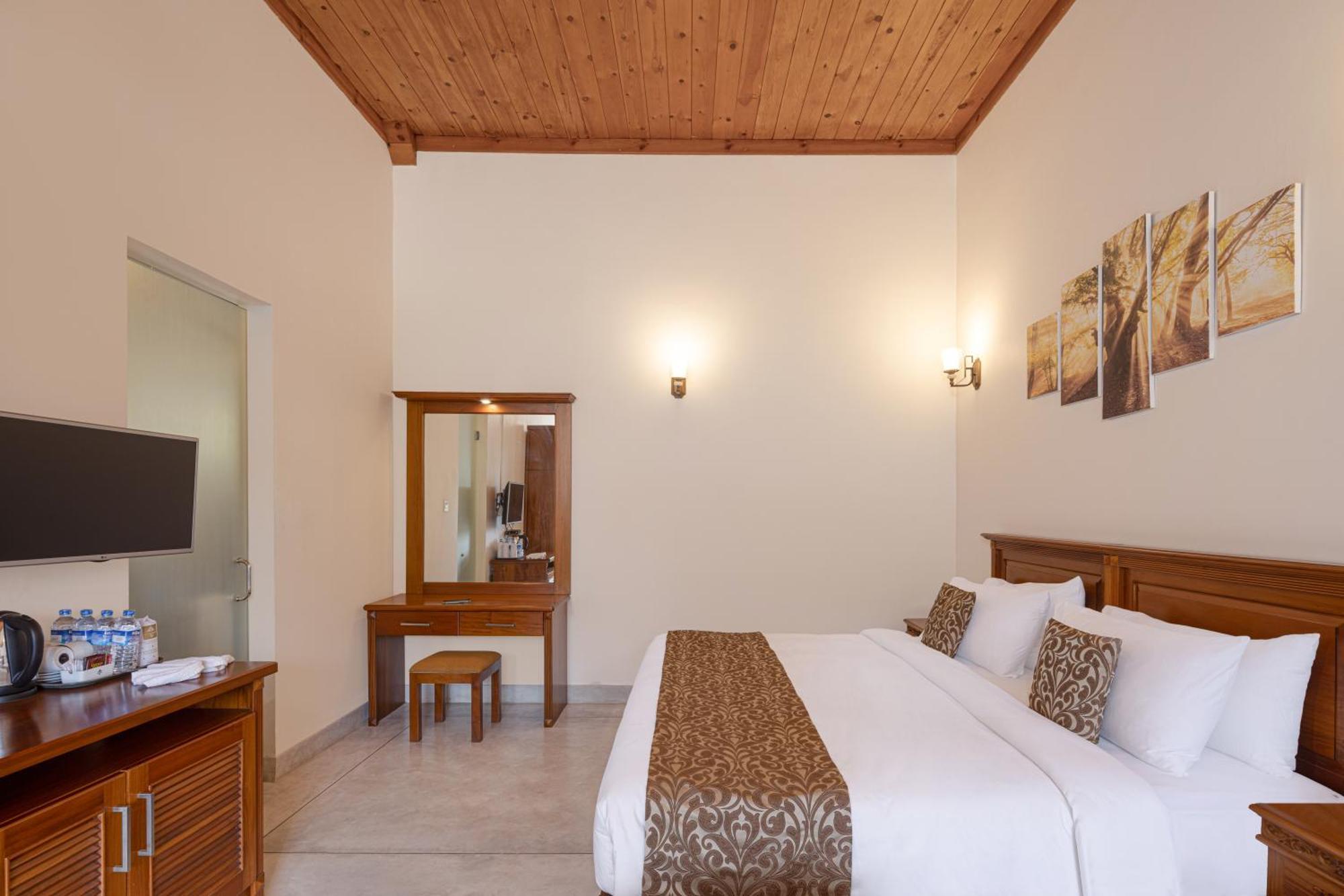 Hotel Cassendra Kandy Esterno foto